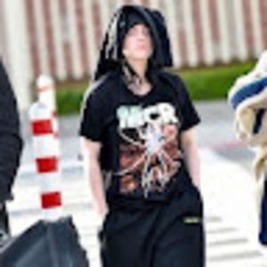 Meet your Posher, Eve